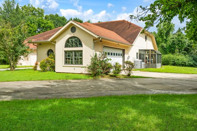5310 Farm Road 195, Paris, TX 75462