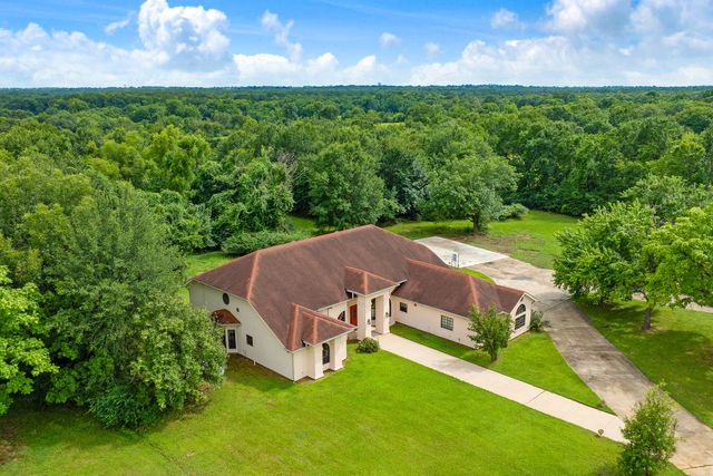 5310 Farm Road 195, Paris, TX 75462