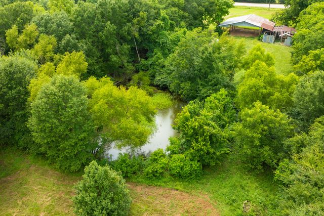 5310 Farm Road 195, Paris, TX 75462