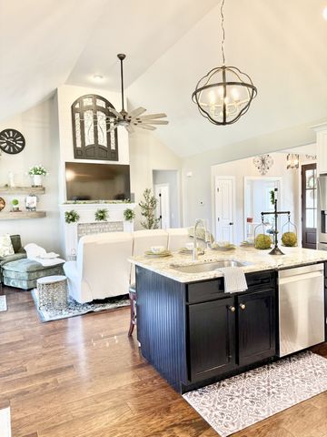 7503 Chowning Rd, Springfield, TN 37172