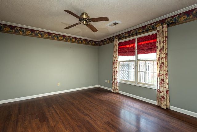 1447 WOOD TRAIL CIR, Memphis, TN 38016