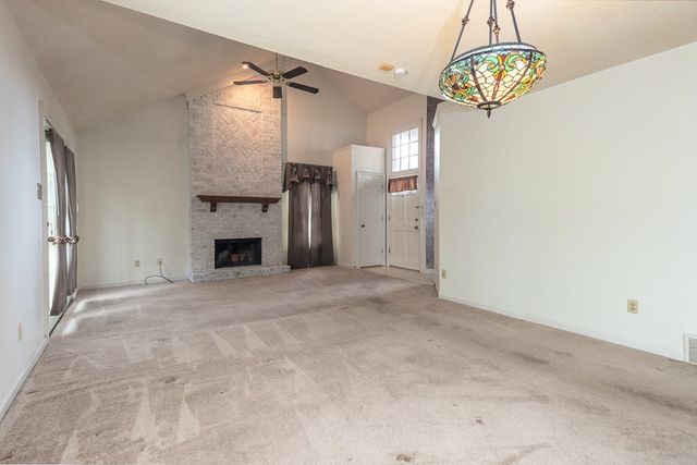 1447 WOOD TRAIL CIR, Memphis, TN 38016