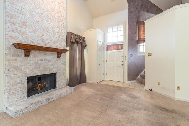 1447 WOOD TRAIL CIR, Memphis, TN 38016