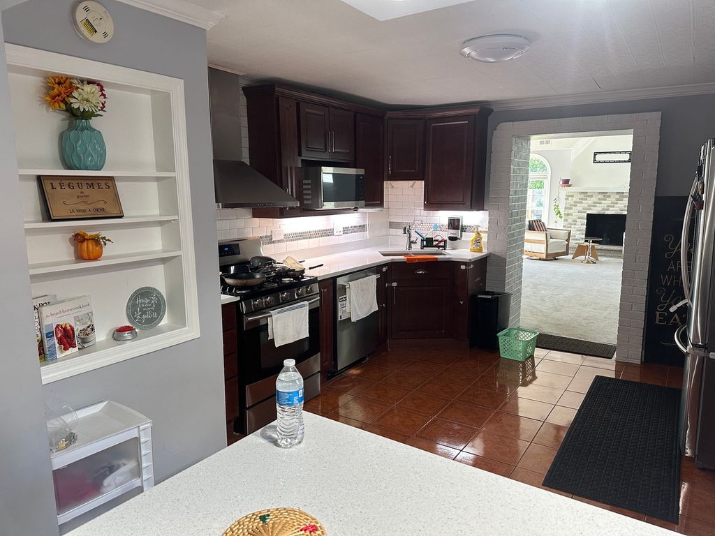 836 S Spring Road, Elmhurst, IL 60126 — photo 5