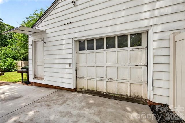 2225 Ashley Road, Charlotte, NC 28208