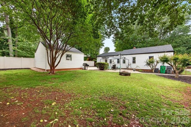 2225 Ashley Road, Charlotte, NC 28208