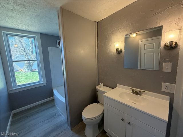 14849 Penford Street NW, North Lawrence, OH 44666