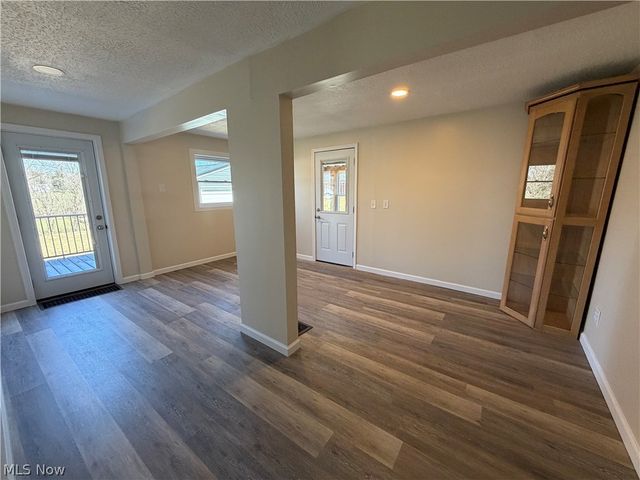 14849 Penford Street NW, North Lawrence, OH 44666