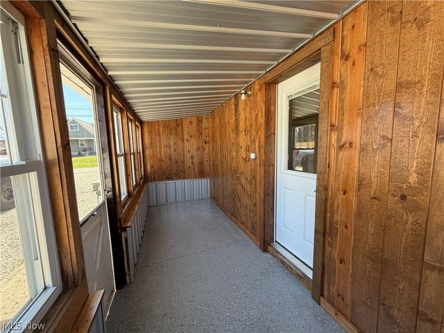 14849 Penford Street NW, North Lawrence, OH 44666