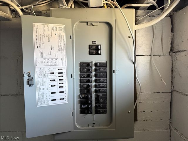 14849 Penford Street NW, North Lawrence, OH 44666