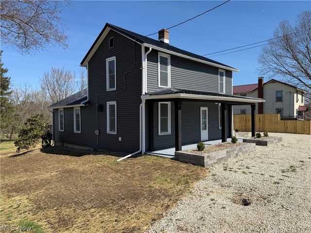 14849 Penford Street NW, North Lawrence, OH 44666