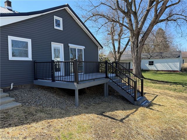 14849 Penford Street NW, North Lawrence, OH 44666