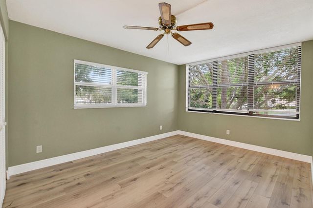 23305 N Barwood Ln Lane N 209, Boca Raton, FL 33428