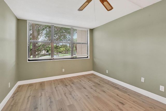 23305 N Barwood Ln Lane N 209, Boca Raton, FL 33428
