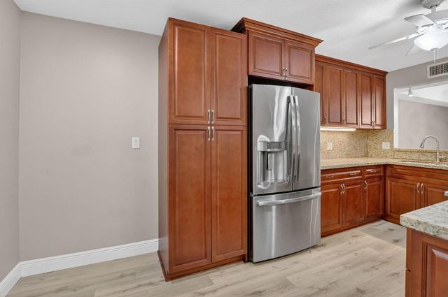 23305 N Barwood Ln Lane N 209, Boca Raton, FL 33428