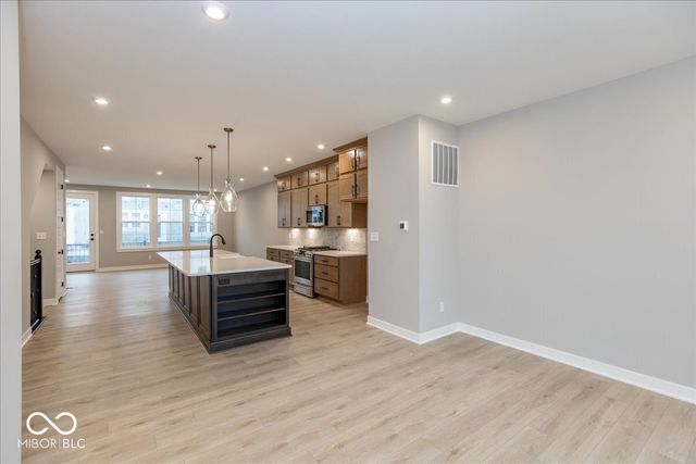 7348 W County Road 600 Road 12-604, Mccordsville, IN 46055