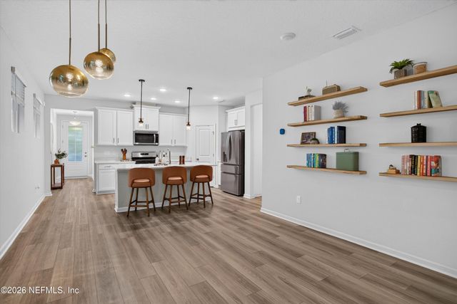 93 LOCHLOOSA Court, St. Johns, FL 32259