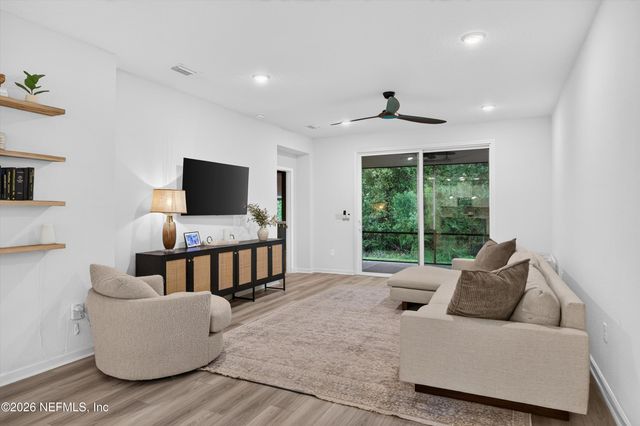 93 LOCHLOOSA Court, St. Johns, FL 32259