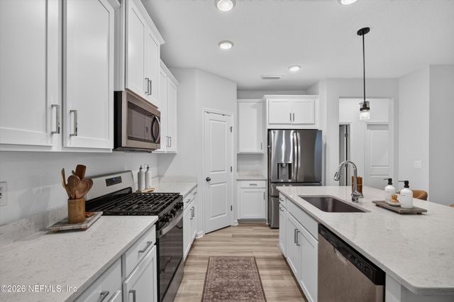 93 LOCHLOOSA Court, St. Johns, FL 32259