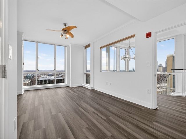 1 Nassau St 2207, Boston, MA 02111