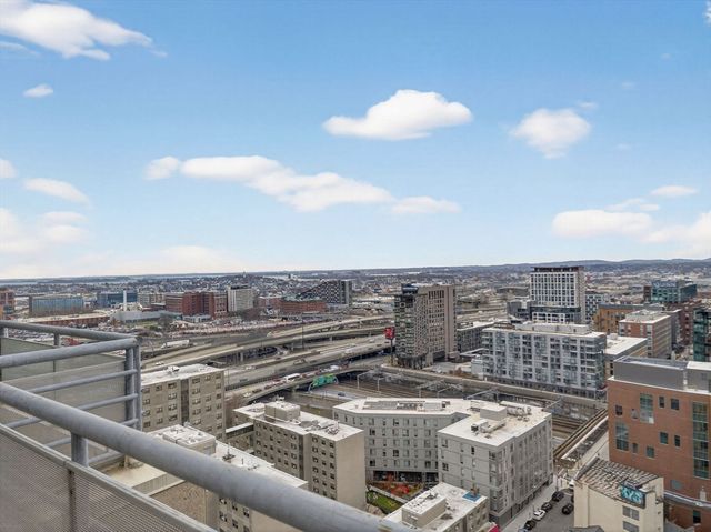 1 Nassau St 2207, Boston, MA 02111