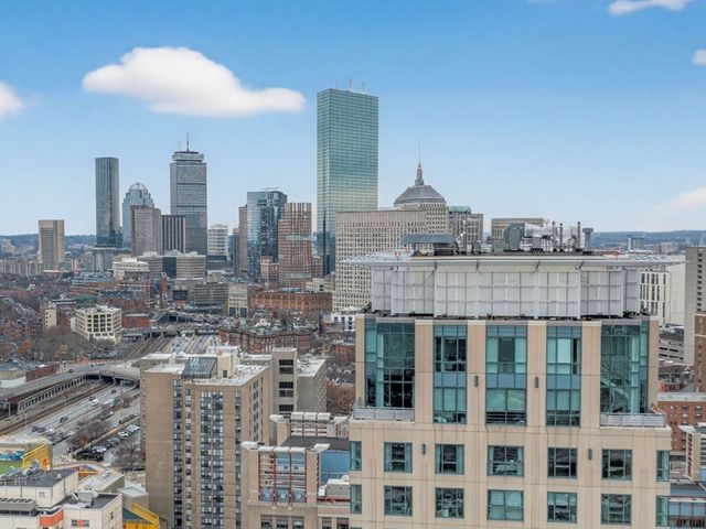 1 Nassau St 2207, Boston, MA 02111