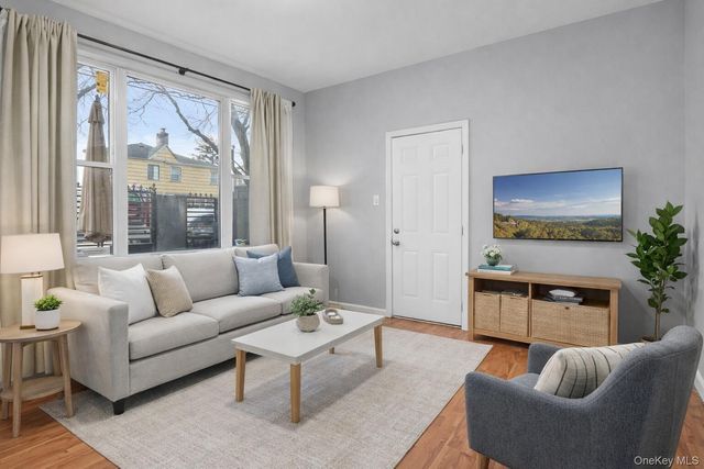 4088 Grace Avenue, Bronx, NY 10466