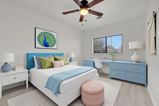 615 Red Coat Lane, Arlington, TX 76002