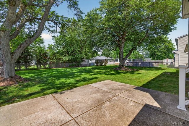 78 North Brier Road, Amherst, NY 14228