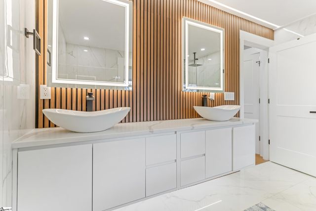 7 Copeland Court, Greenville, SC 29607