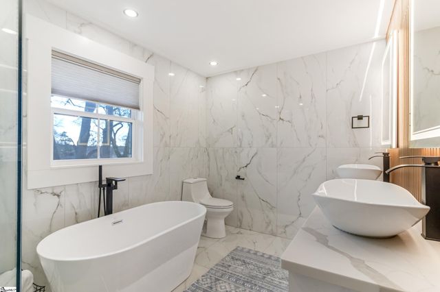 7 Copeland Court, Greenville, SC 29607