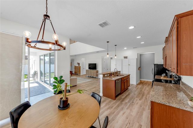 18617 MILTON KEYNES COURT, Land O Lakes, FL 34638
