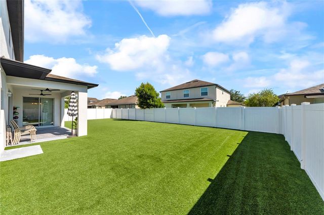 18617 MILTON KEYNES COURT, Land O Lakes, FL 34638