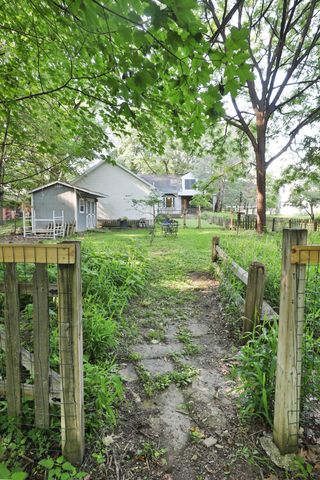 430 Canyon Drive N, Columbus, OH 43214