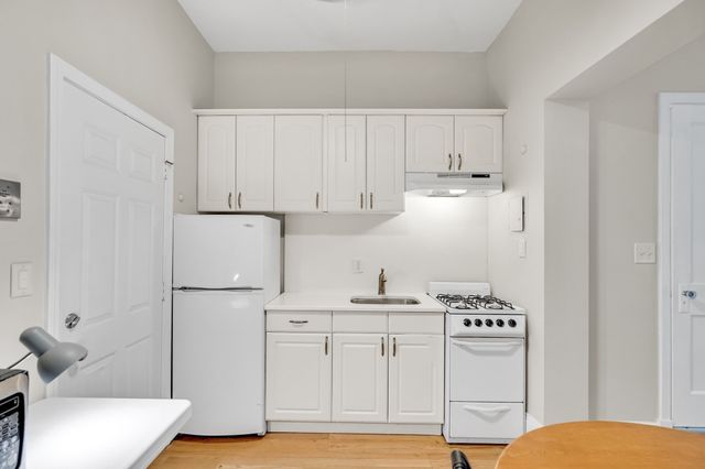 293-295 Commonwealth Avenue 1A, Boston, MA 02115