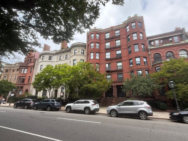 293-295 Commonwealth Avenue 1A, Boston, MA 02115