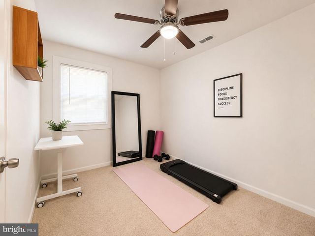 225 COLFAX CT, Manassas Park, VA 20111