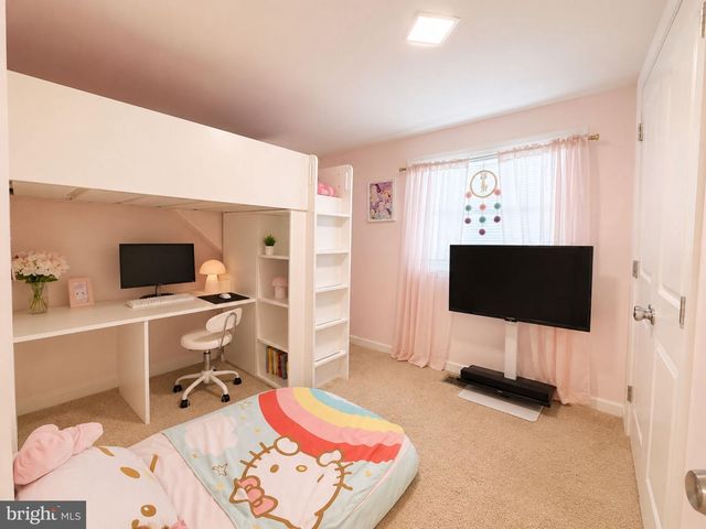 225 COLFAX CT, Manassas Park, VA 20111