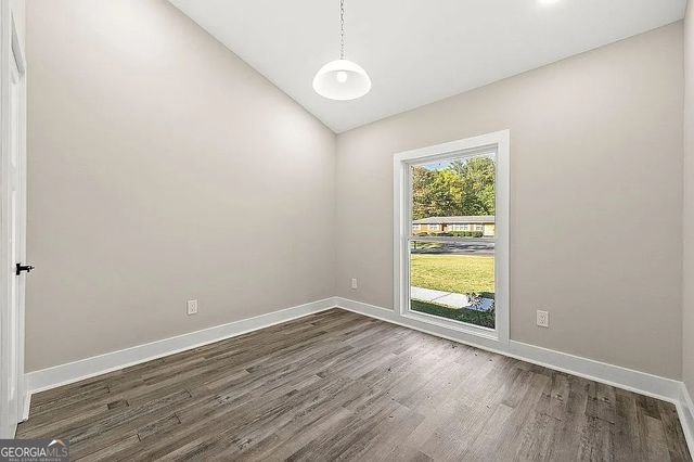 5930 Lake Acworth Drive NW, Acworth, GA 30101