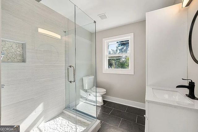 5930 Lake Acworth Drive NW, Acworth, GA 30101