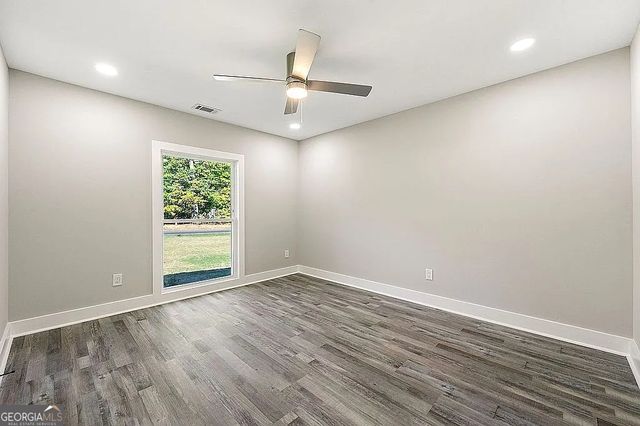 5930 Lake Acworth Drive NW, Acworth, GA 30101