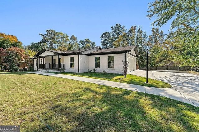 5930 Lake Acworth Drive NW, Acworth, GA 30101