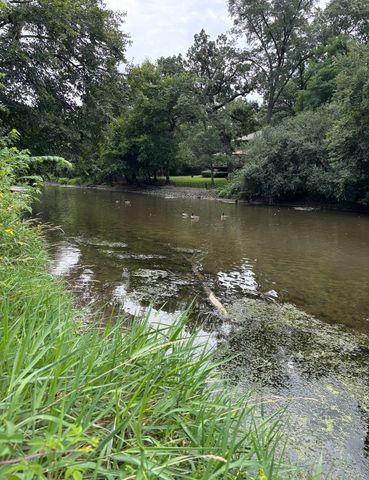 29W101 Morris Court, Warrenville, IL 60555