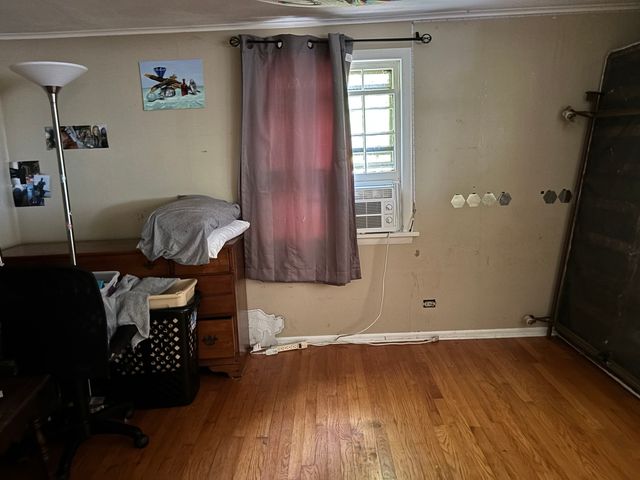 29W101 Morris Court, Warrenville, IL 60555