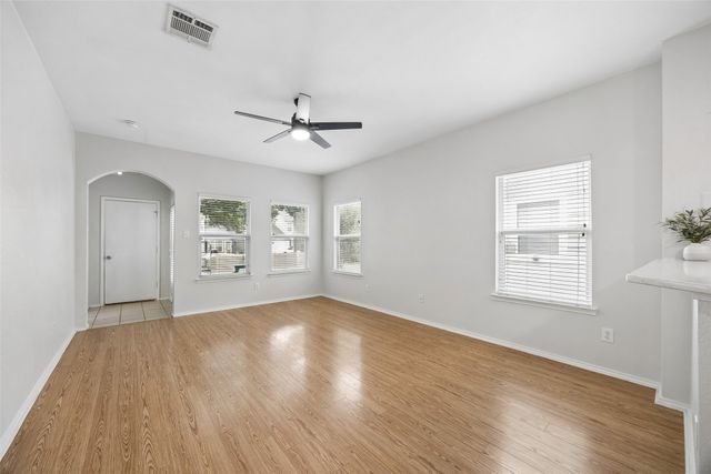 1317 Live Oak Lane, Savannah, TX 76227