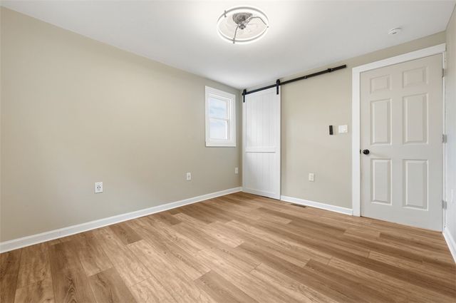 11 Lee Ave, Forest Hills Boro, PA 15221