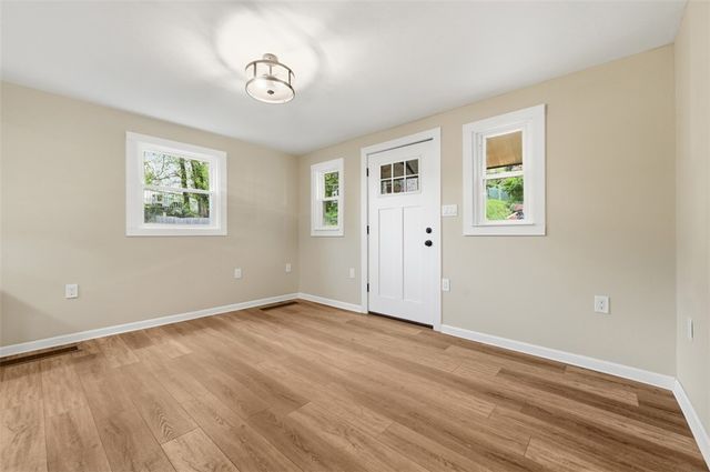 11 Lee Ave, Forest Hills Boro, PA 15221