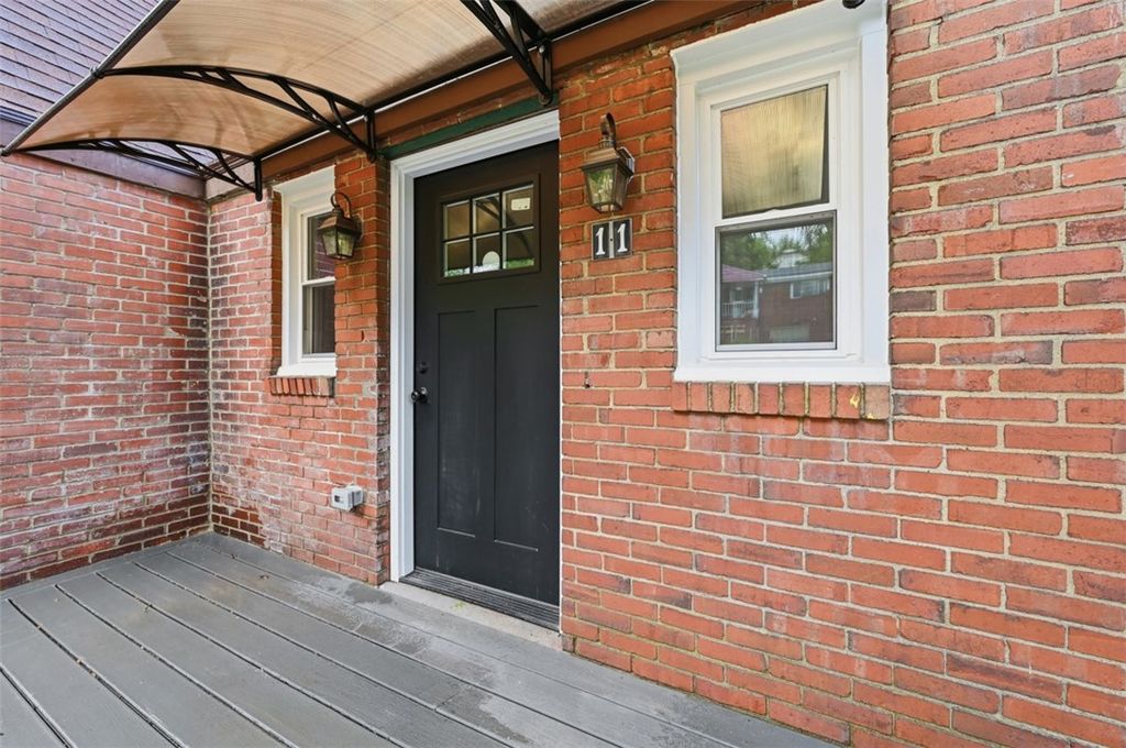 11 Lee Ave, Forest Hills Boro, PA 15221