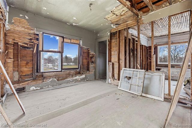 14275 Troester Street, Detroit, MI 48205