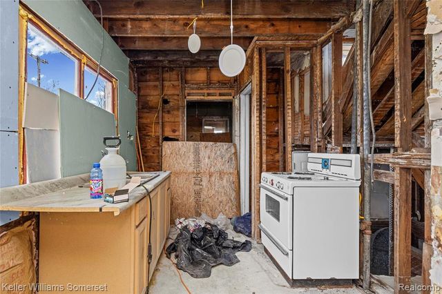 14275 Troester Street, Detroit, MI 48205